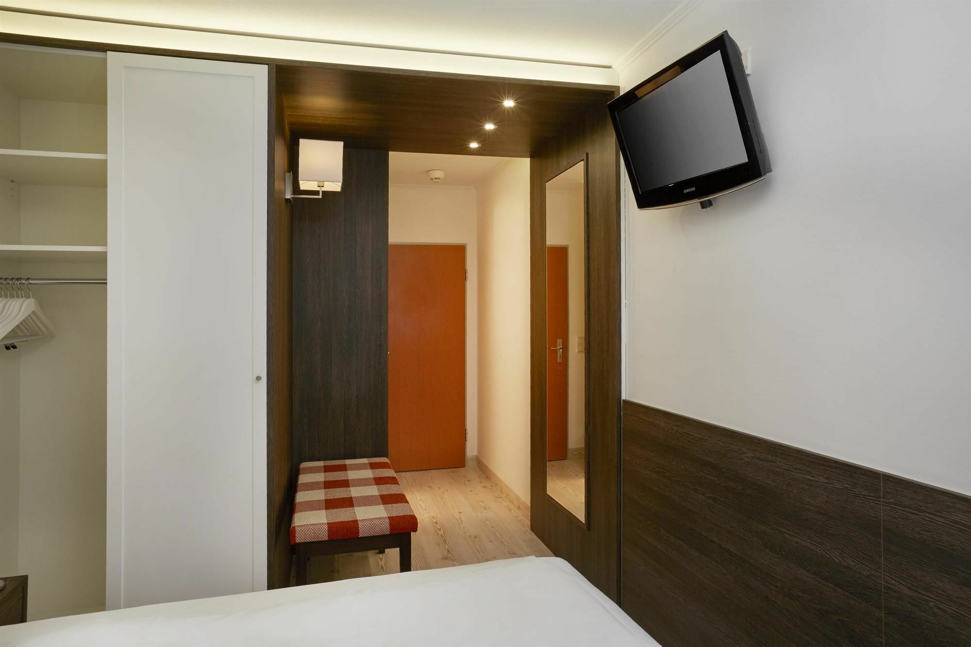 H+ Hotel Nuernberg Exterior photo