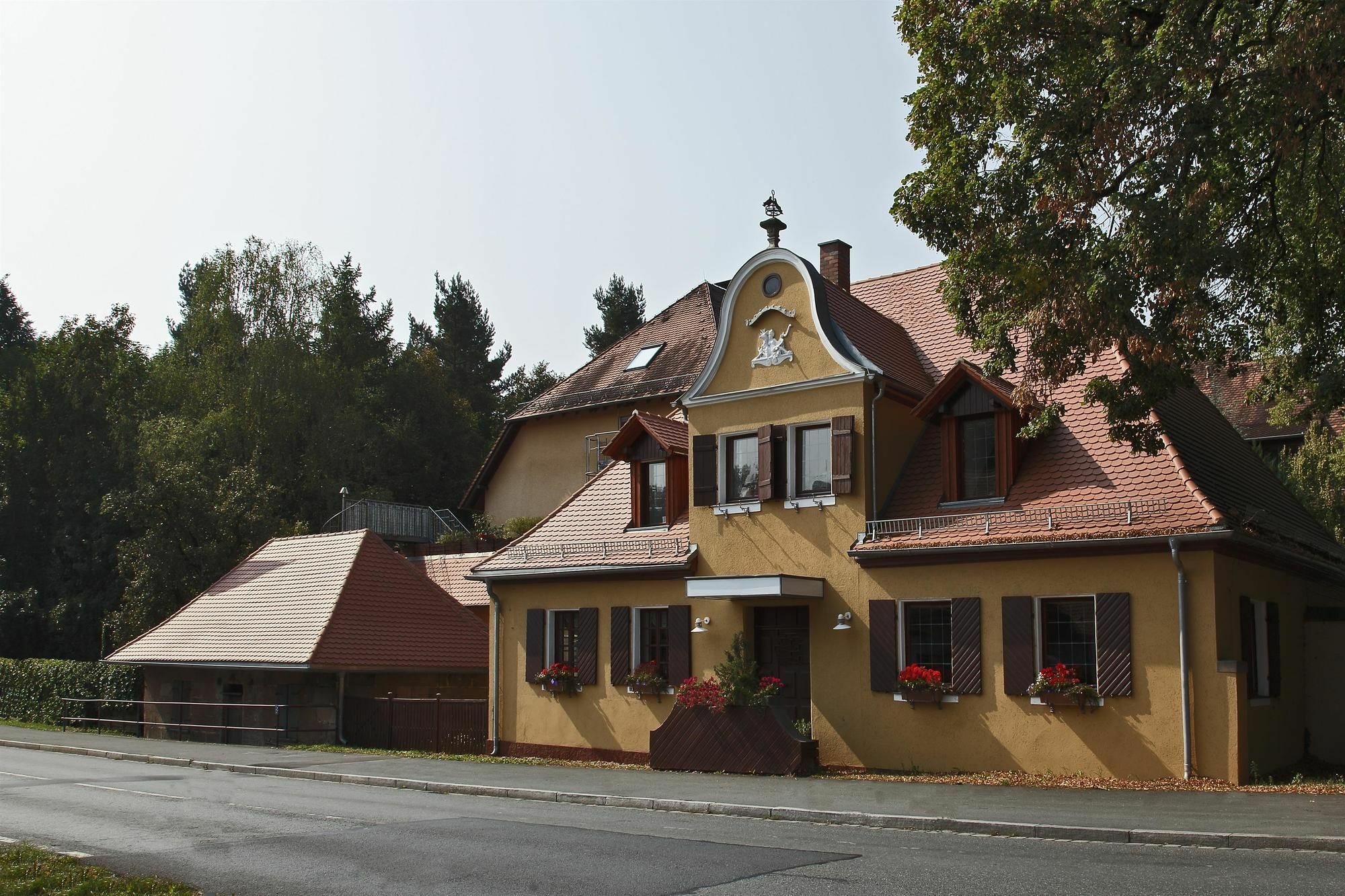 H+ Hotel Nuernberg Exterior photo